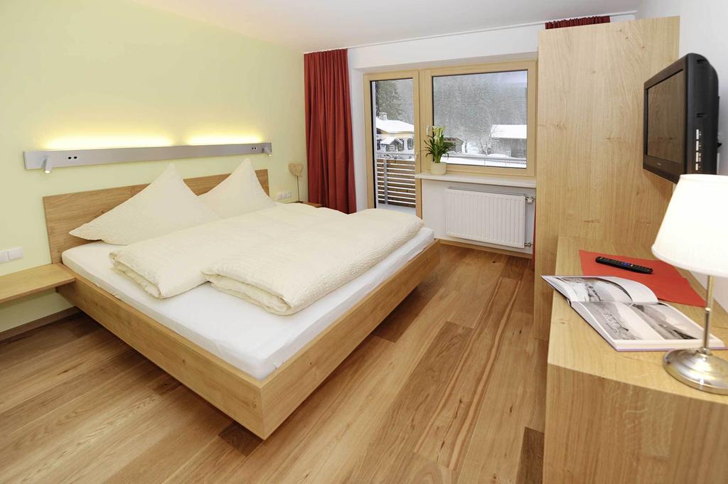 Valbella Bed & Breakfast Partenen Pokoj fotografie